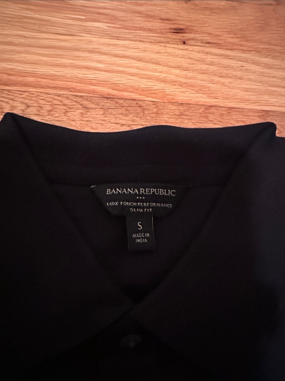Banana Republic Black Men's Polo Shirt - NWT breathable size small very stretchy - Picture 4 of 10